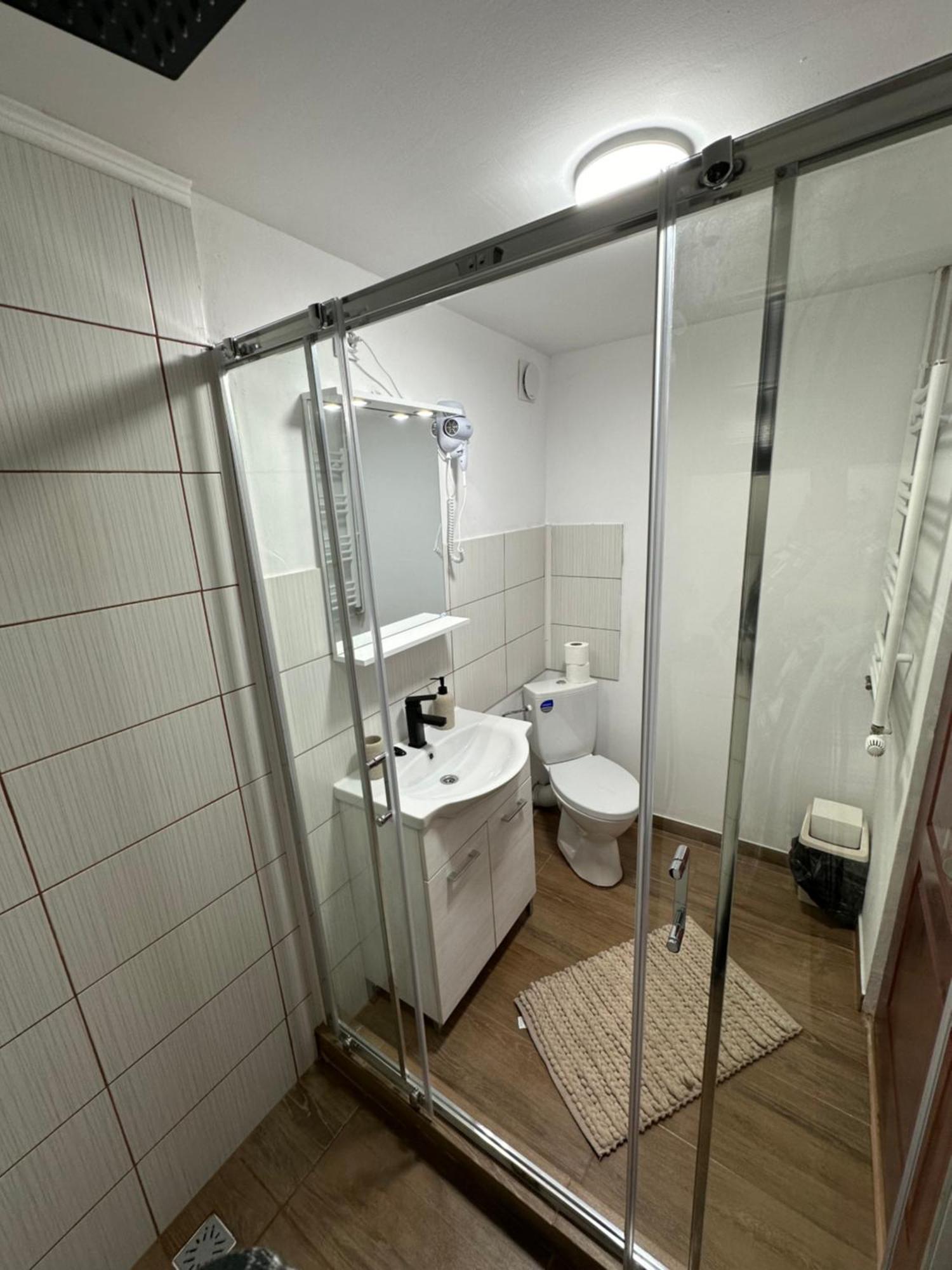 Maricom Home Зэрнешти Экстерьер фото